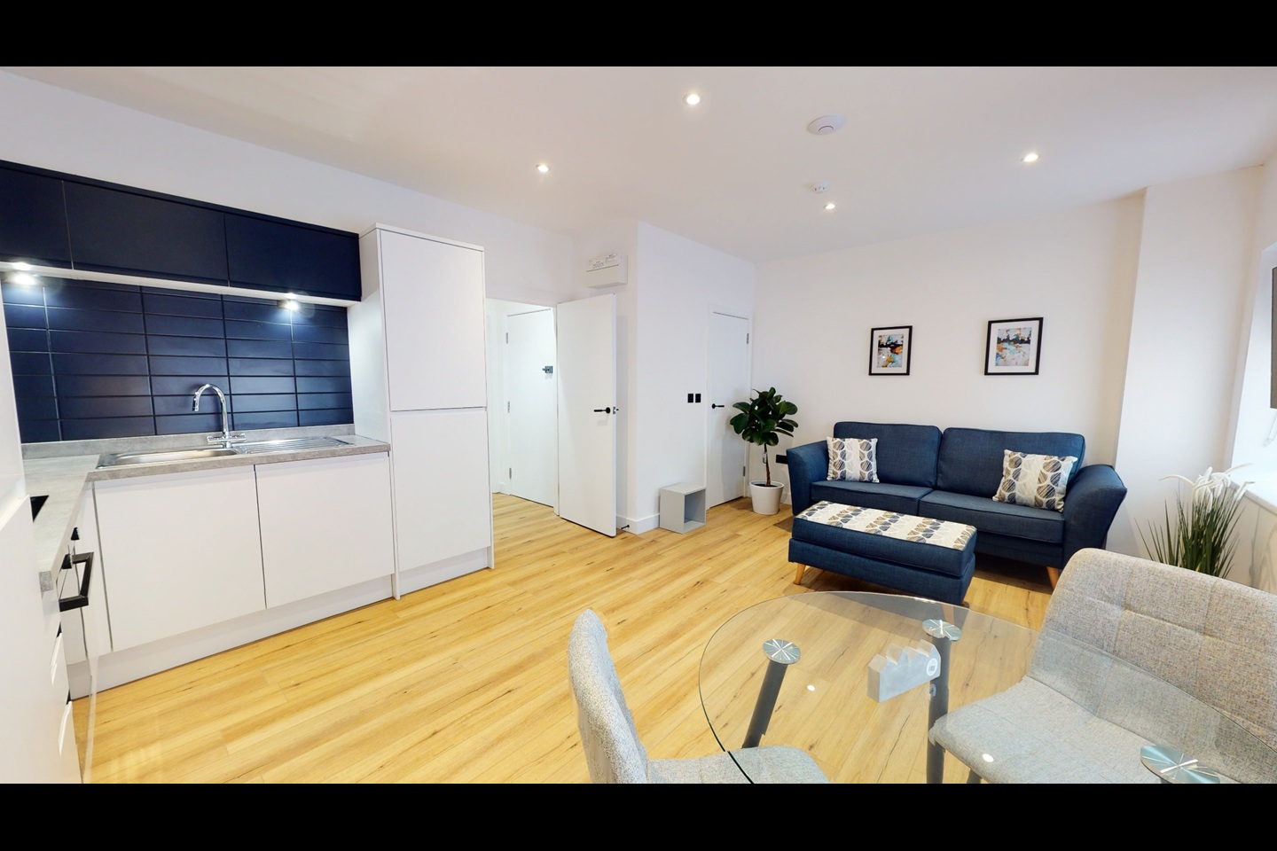 1 Bed Flat, Northcote Street, CF24 photo 3