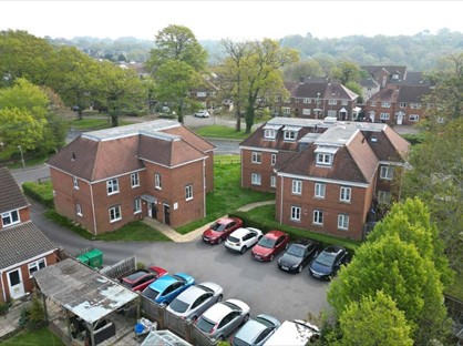 2 Bed Flat, Sterling Court, SO31