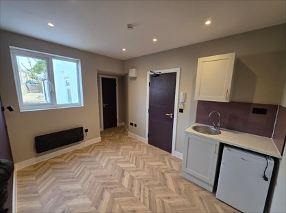 Room in a Shared House, Hampden Road, RM17