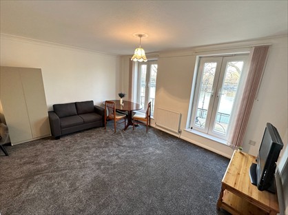 Room in a Shared House, Bray Crescent, SE16