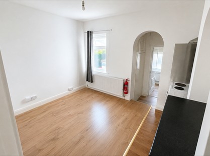 1 Bed Flat, Worplesdon Road, GU2
