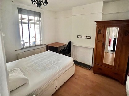 Room in a Shared House, Myrtledene Road, SE2
