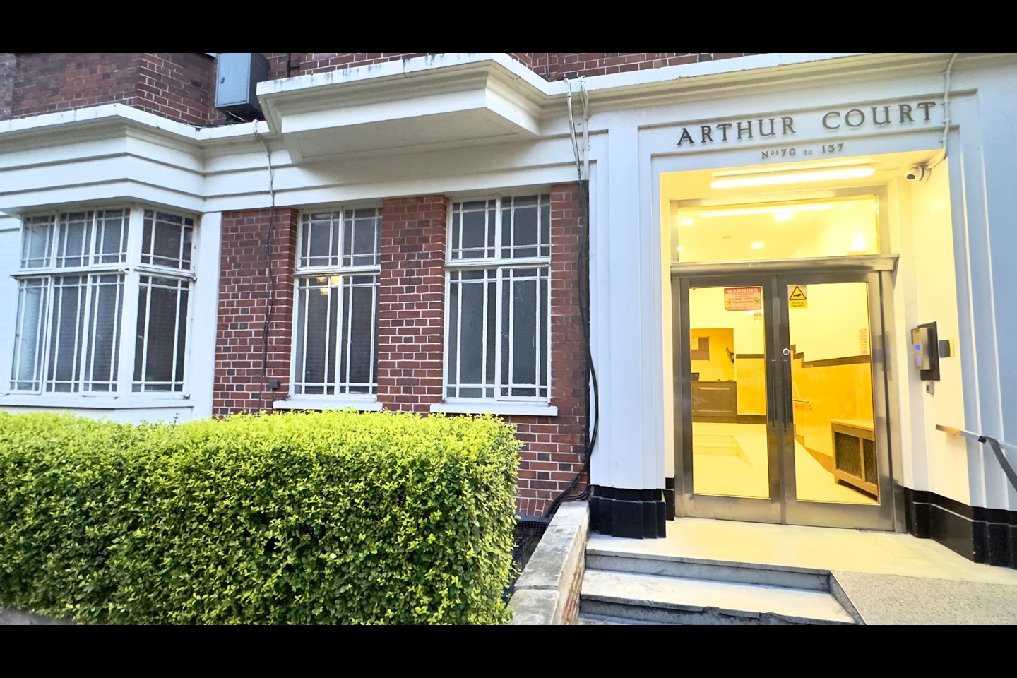 2 Bed Flat, Queensway, W2 photo 5