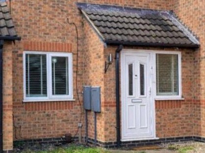 2 Bed Terraced House, Fox Covert, LE11