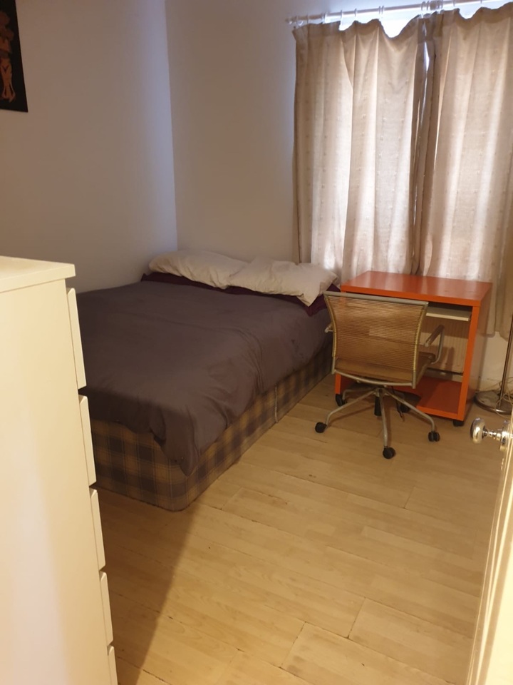 Room in a Shared Flat, London, SE1