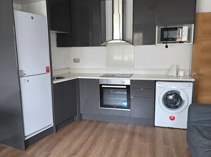 2 Bed Flat, Queens Road, WD17