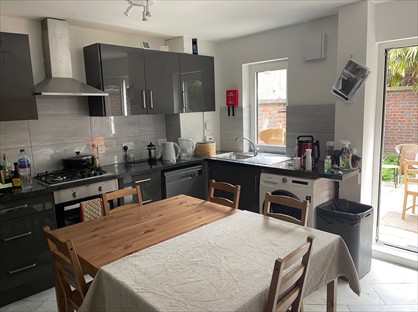 5 Bed Terraced House, Redhill St, NW1