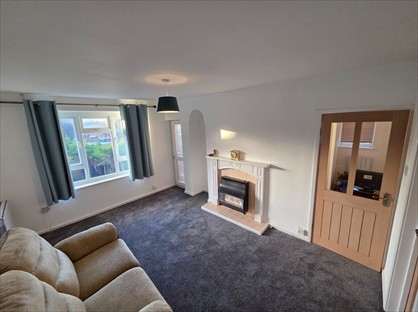 1 Bed Flat, West Park Close, LS8