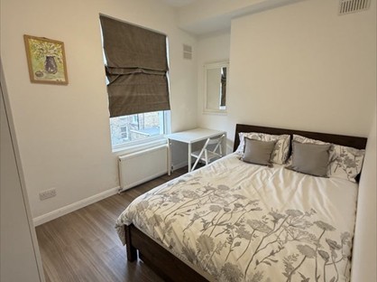 4 Bed Flat, Gironde Road, SW6