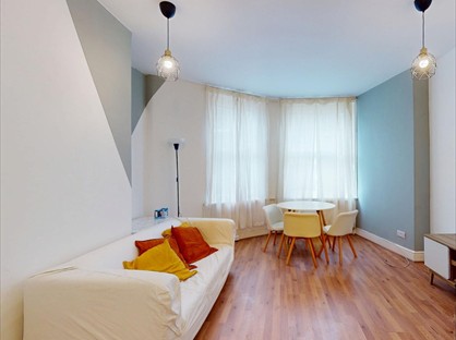 1 Bed Flat, Powis Square, W11