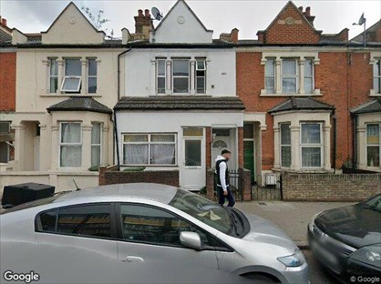 2 Bed Flat, Plaistow Road, E15