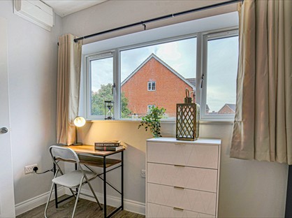 4 Bed Semi-Detached House, Redwald Close, MK42