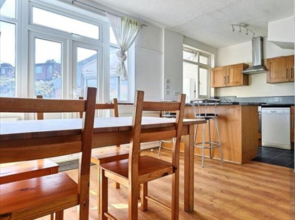 Room in a Shared House, Winifred Terrace, EN1