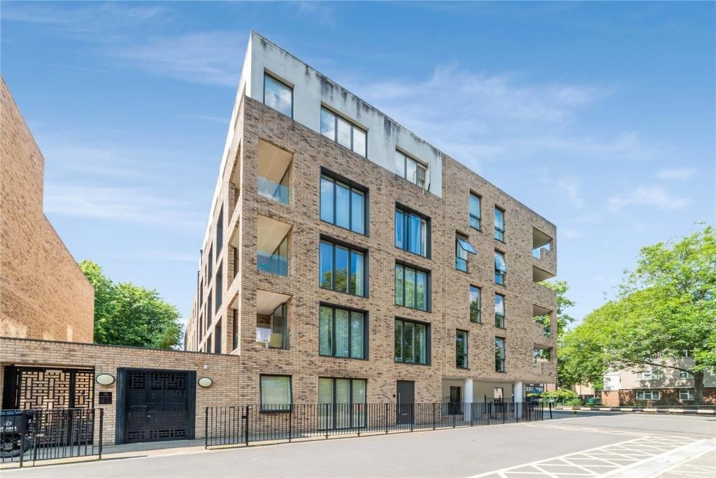 2 Bed Flat, Westking Place, WC1H, N1 7GU