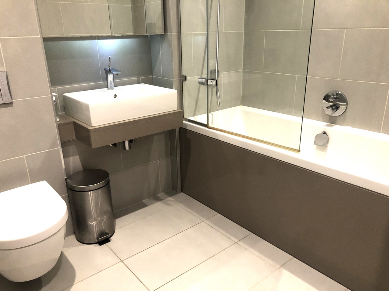 Additional image 8 of 2 Bed Flat, Westking Place, WC1H, N1 7GU