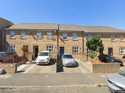 4 Bed End Terrace, Kirkwood Road, SE15