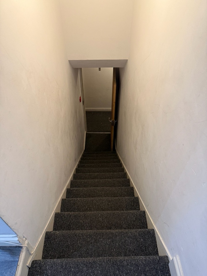 2 Bed Flat, Bannerman Road, BS5 photo 5