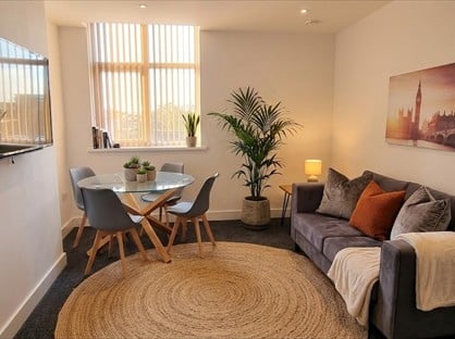 2 Bed Flat, Quarterbank Apartments, SR1