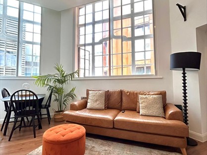 2 Bed Flat, Paradise Street, L1