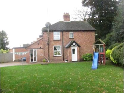 3 Bed Semi-Detached House, Verdun Road, PE13