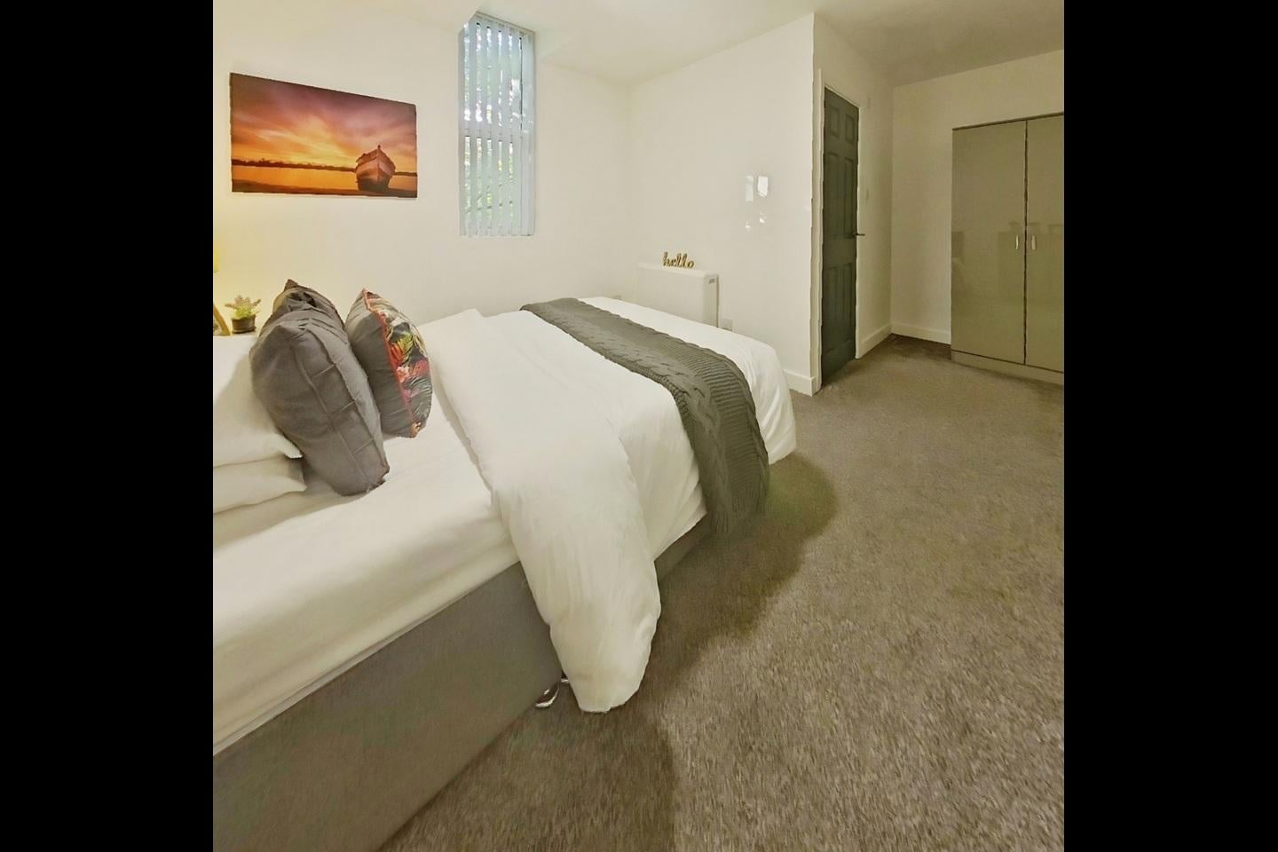 Room in a Shared House, Litherland Road, L20