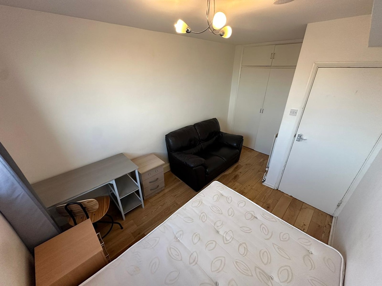 Additional image 7 of Room in a Shared Flat, Semley House, SW1W, N1 7GU