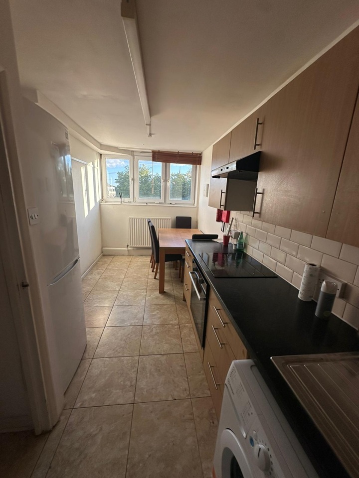 Additional image 13 of Room in a Shared Flat, Semley House, SW1W, N1 7GU