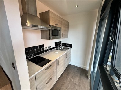 Studio Flat, Bracken House, M1