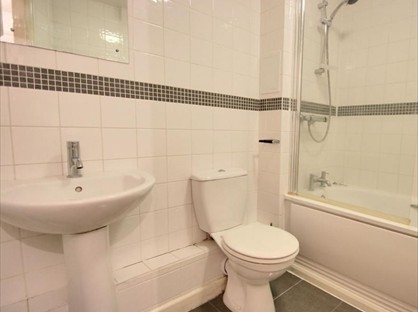 2 Bed Flat, Kittiwake House, SL1