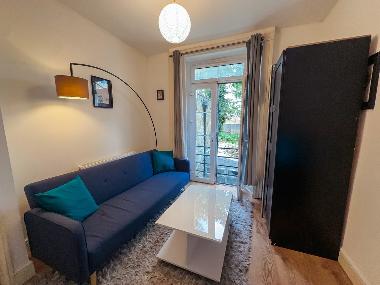 1 Bed Flat, Queens Road, SE15 photo 2