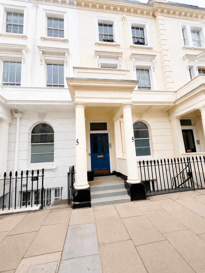 1 Bed Flat, Winchester St, SW1V, N1 7GU