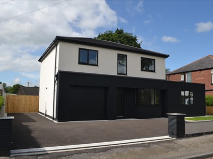 4 Bed Detached House, Beech Grove, BL8