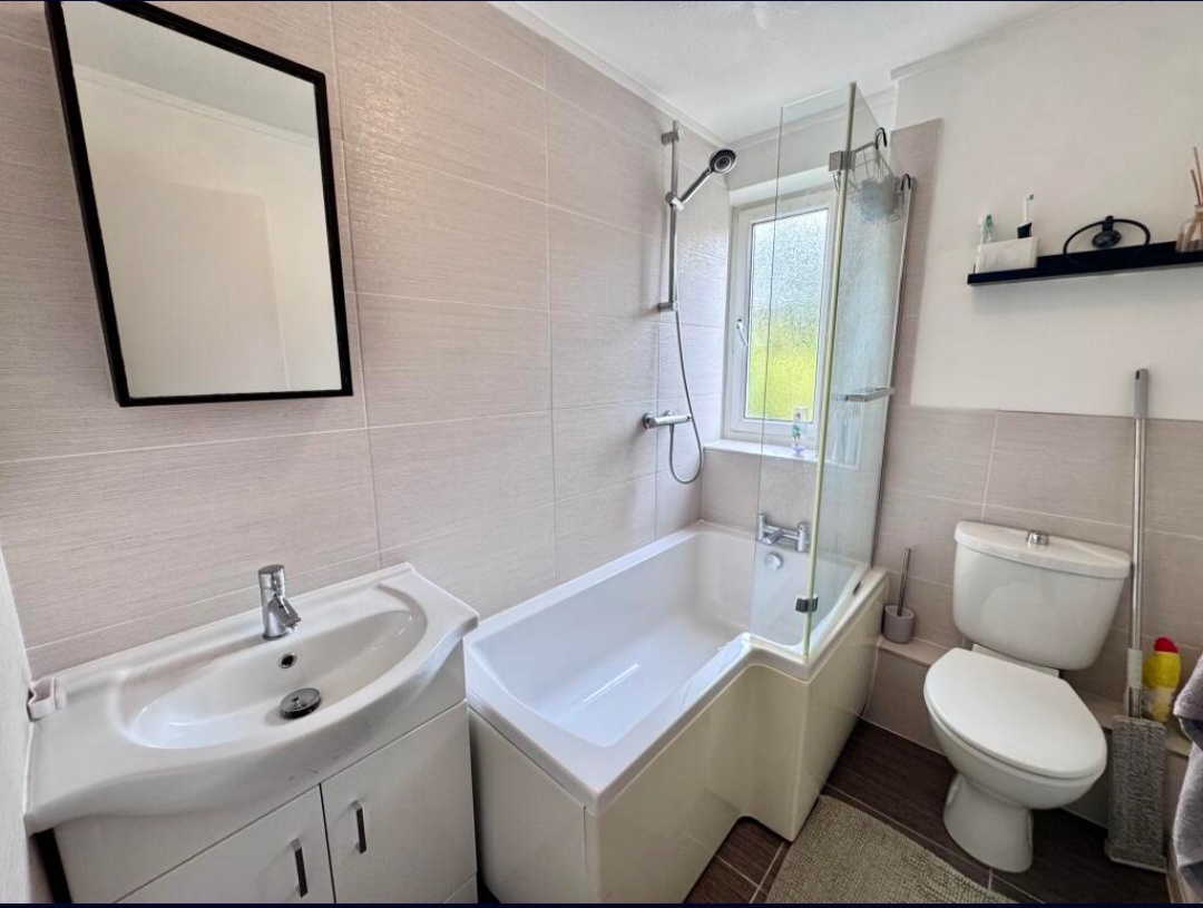 Room in a Shared Flat, Redcliffe Road, NG3 photo 3