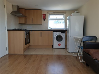 1 Bed Flat, Argyle Road, IG1