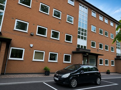 1 Bed Flat, Malcolm Court, WV1
