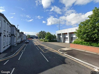 Studio Flat, Lower Bethesda Street, ST1