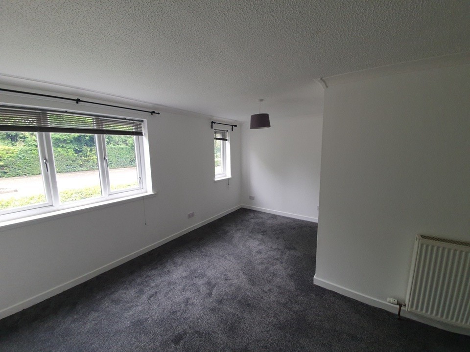 1 Bed Flat, Landressy Place, G40