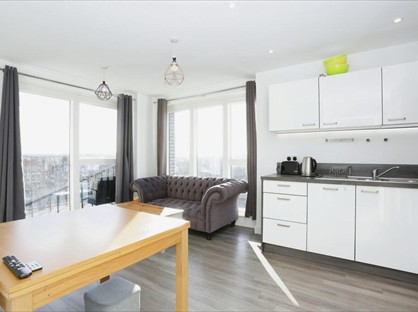 2 Bed Flat, Adenmore Road, SE6
