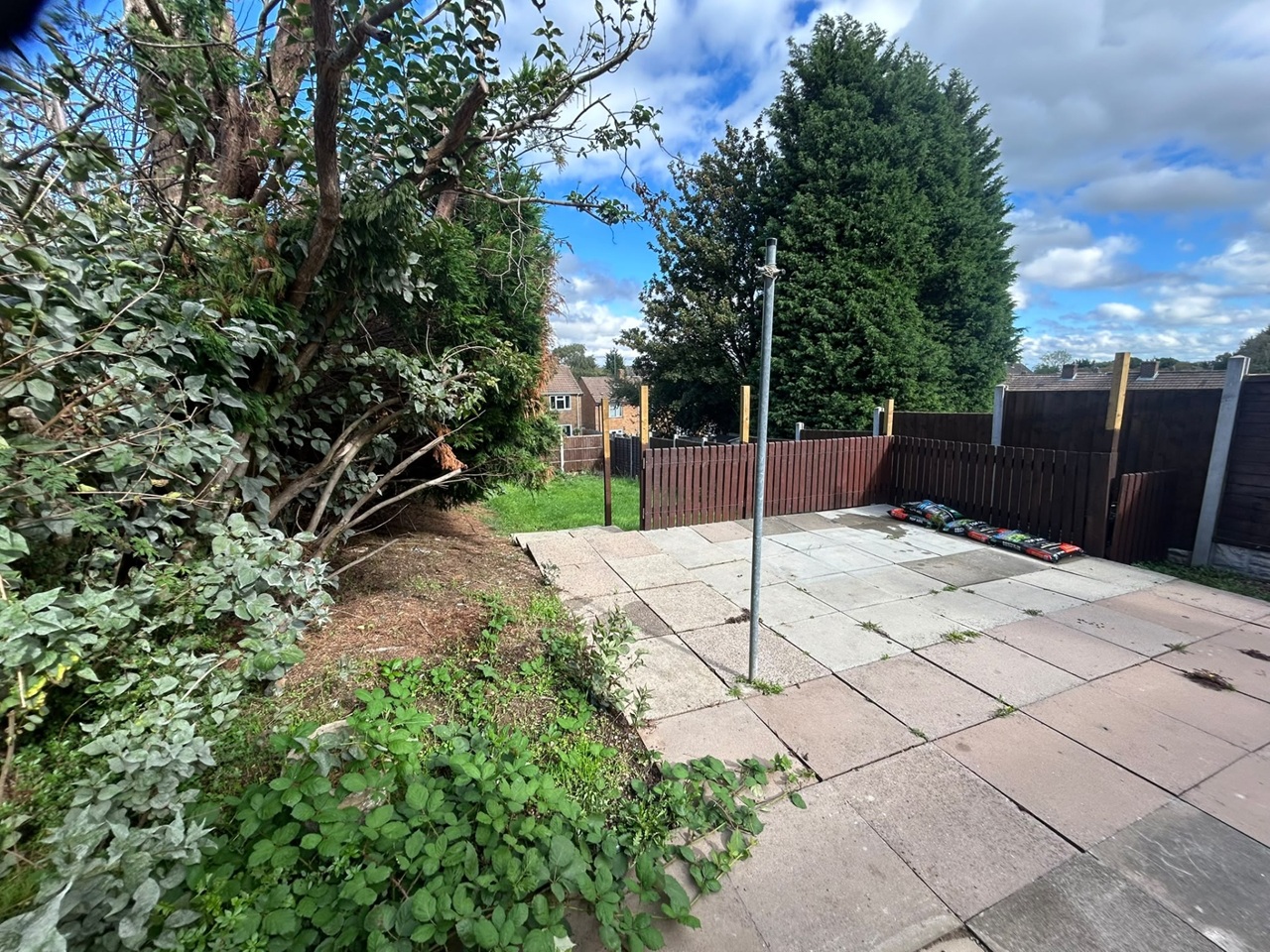 3 Bed Semi-Detached House, Trent Rise, DE21