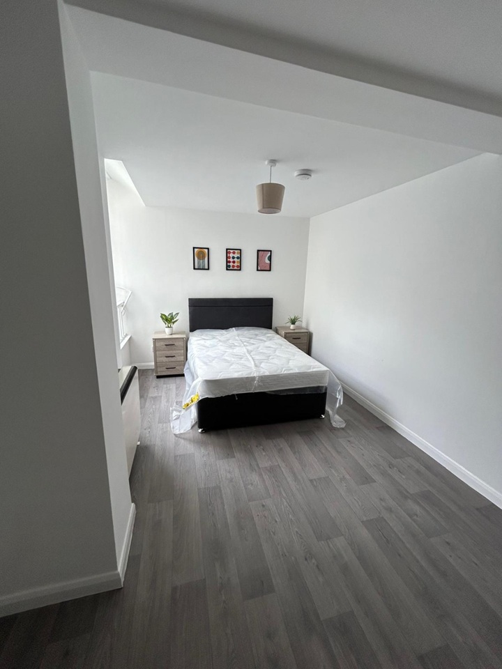 1 Bed Flat, Horsefair St, LE1 photo 2
