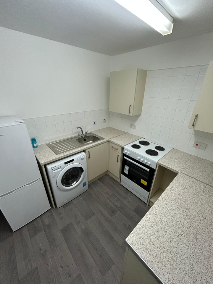 1 Bed Flat, Horsefair St, LE1 photo 4