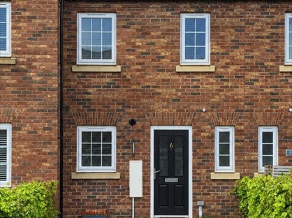 2 Bed Terraced House, Pentagon Way, LS22