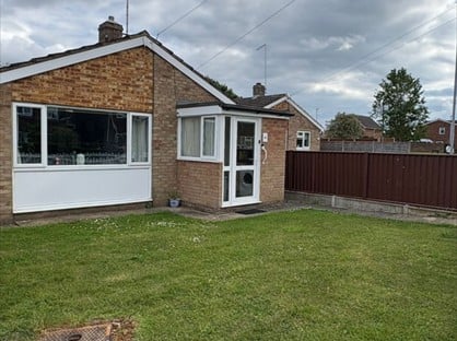 3 Bed Bungalow, Deerpark Road, PE28