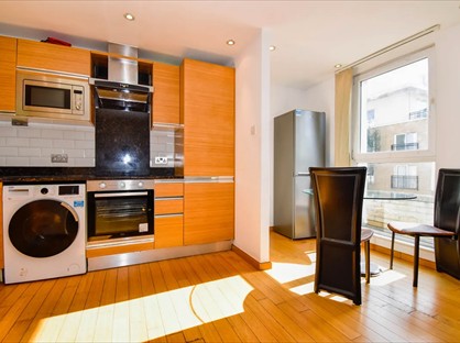 3 Bed Flat, Westferry Road, E14
