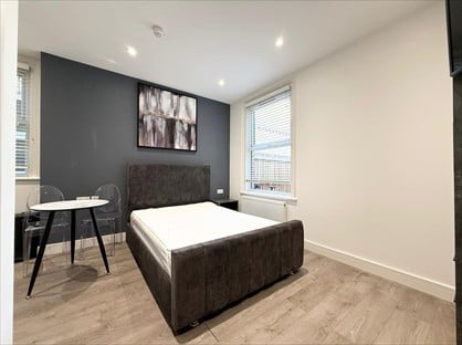 Studio Flat, Broadway, PE1