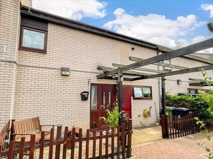 3 Bed Terraced House, Wellington Place, ME14