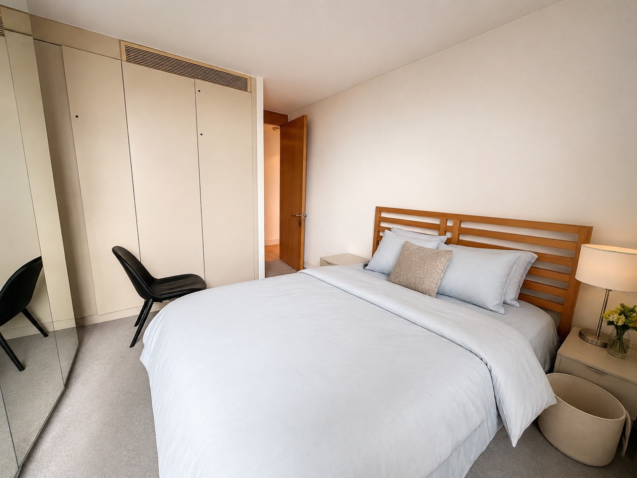Additional image 6 of 3 Bed Flat, Parliament View Apartments, SE1, N1 7GU