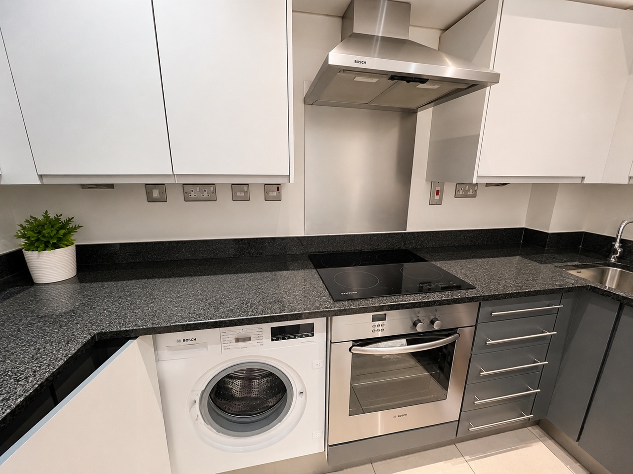 Additional image 11 of 3 Bed Flat, Parliament View Apartments, SE1, N1 7GU