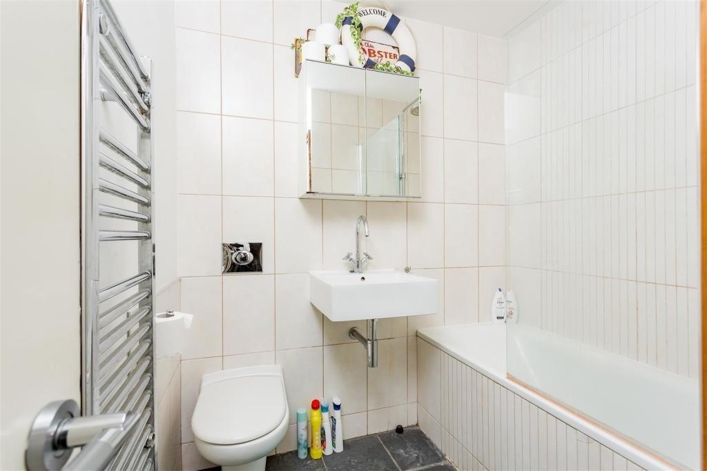 Additional image 5 of 1 Bed Flat, Prince Of Wales Passage, NW1, N1 7GU