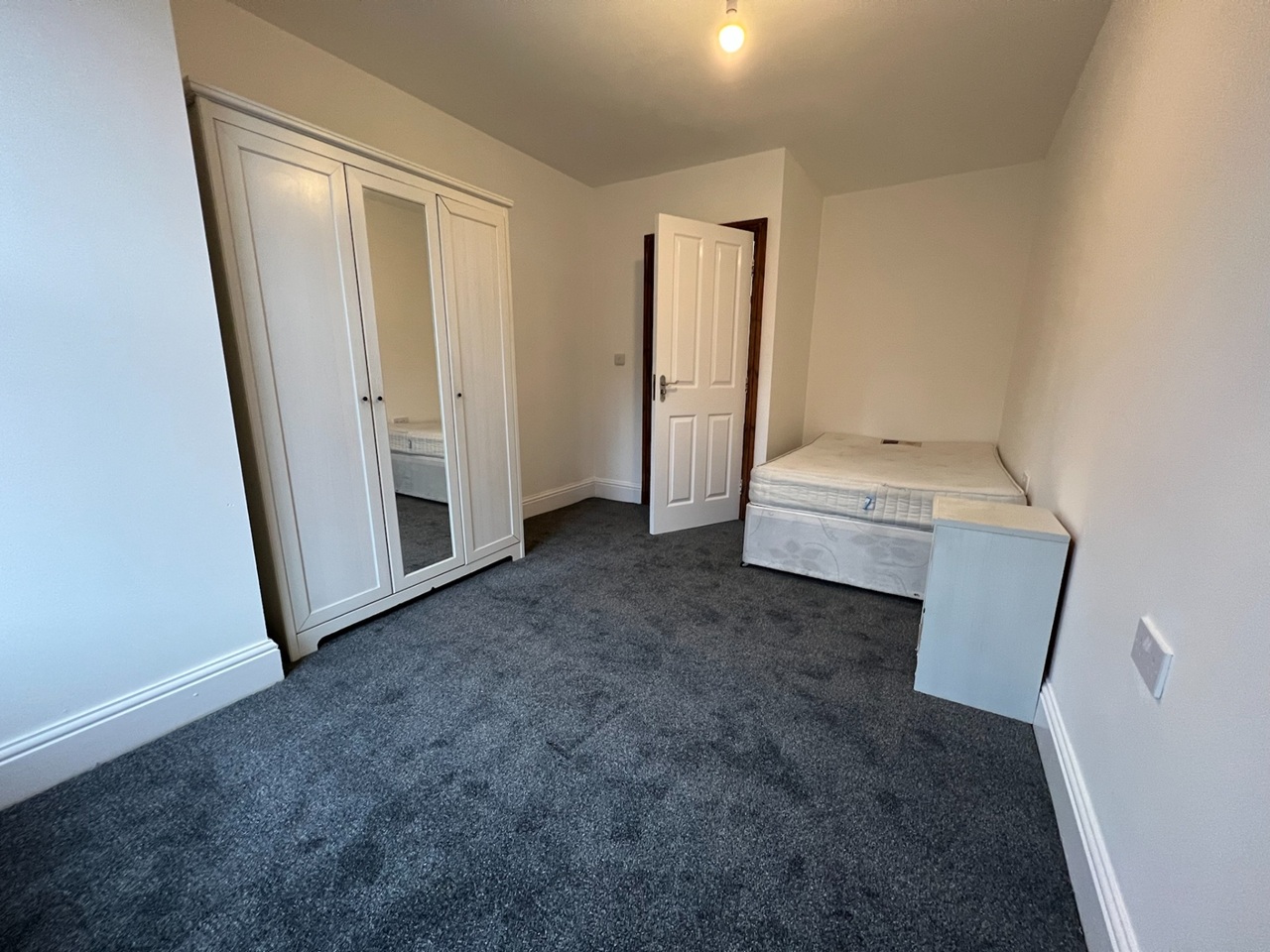 3 Bed Flat, Hyde Terrace, LS2